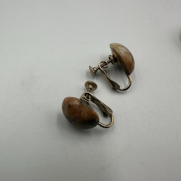 3/$30 Vintage Brooch Earring Set Gold Tone Brown Granite Design Screw Back 1.5" - Picture 7 of 15